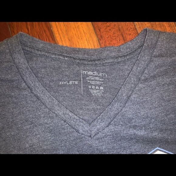 Hylete heathered navy V-neck t-shirt, front logo - Picture 2 of 3